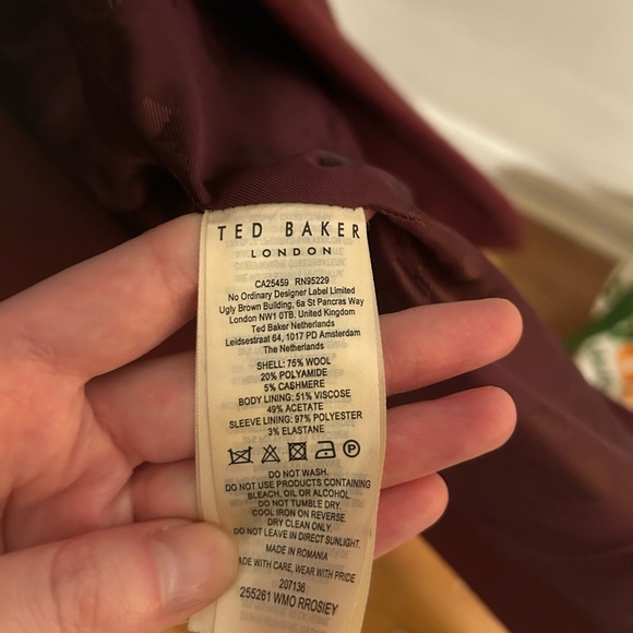 Ted Baker Long Wool Blend Wrap Coat in Burgundy, Size 2 (US 4-6 - Picture 7 of 7